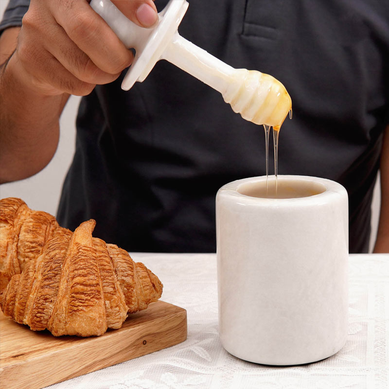 honey dipper, honey jar 