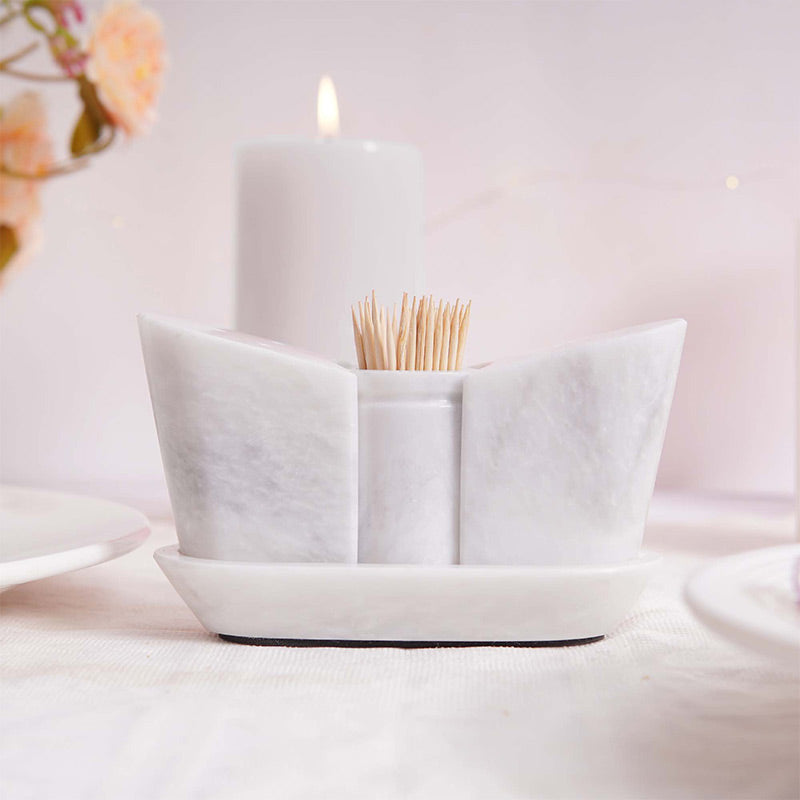 salt and pepper , salt and pepper shakers , tableware