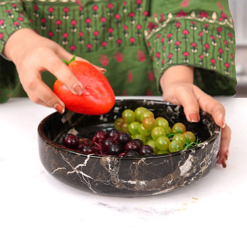 serving dish, tableware, food container
