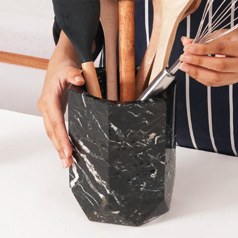 utensil holder, kitchen utensil, kitchen accessories, spoon holder